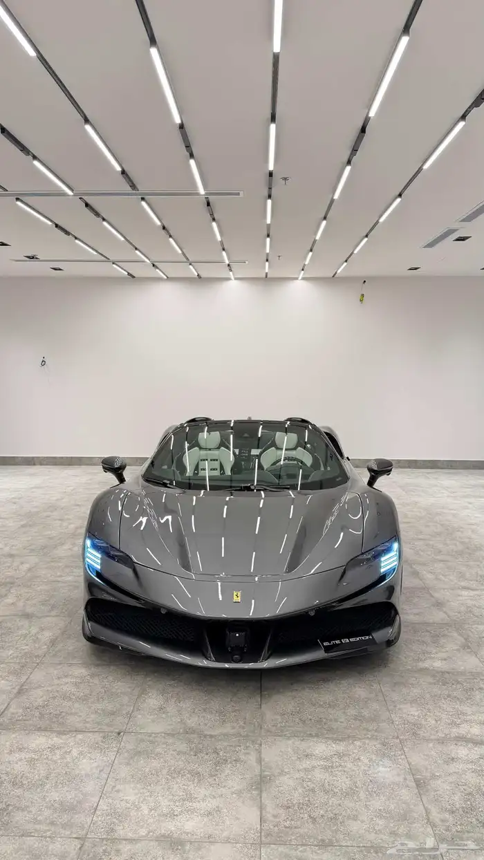 Ferrari SF90 Spider 2023 1