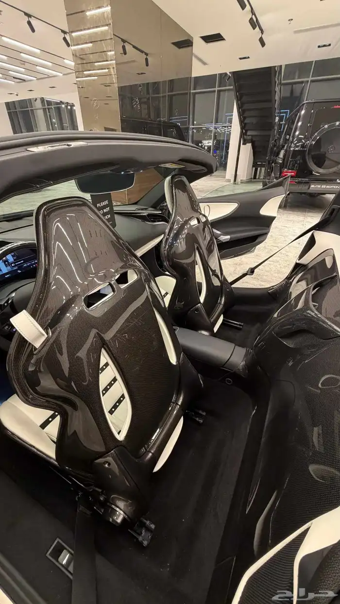 Ferrari SF90 Spider 2023 15