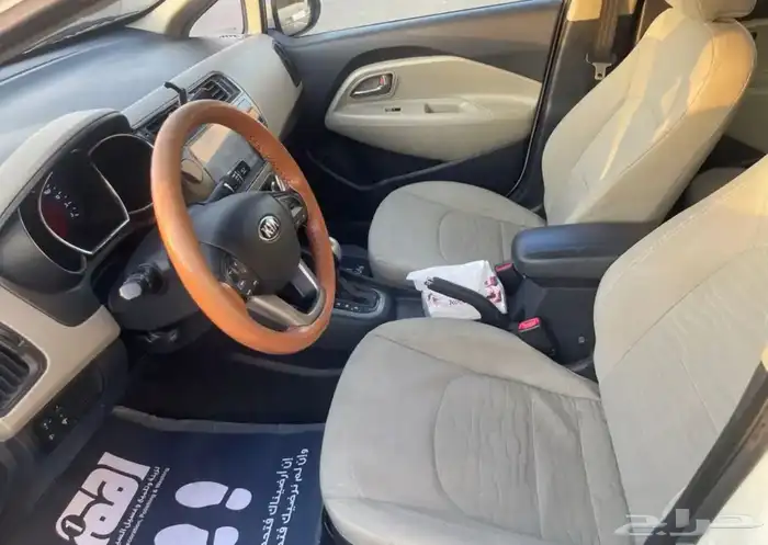 كيا ريو 2015 فل كامل نظيفة جدا  للبيع 27