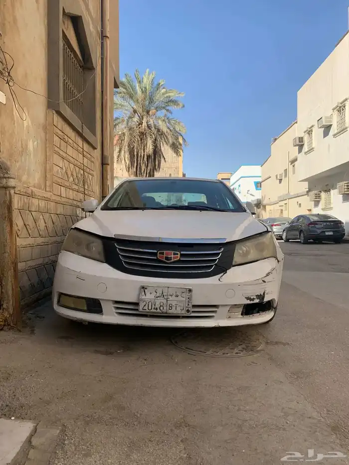 سياره للبيع جيلي امجراند 7 موديل 2015 السياره نص فل القير او 4