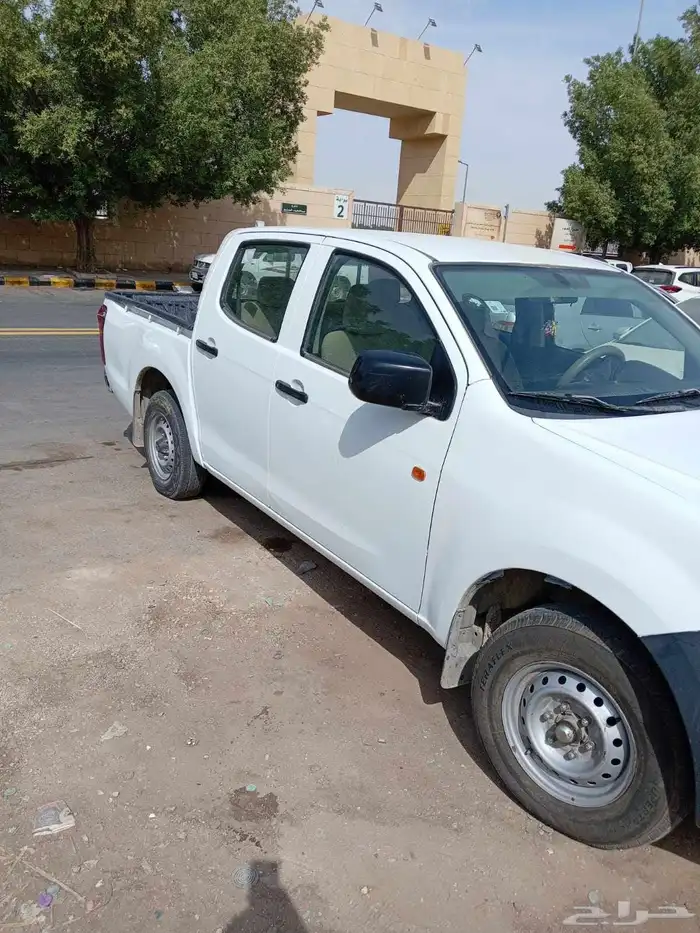 ايسوزو وانيت غمارتين 2016 عداد 300 1