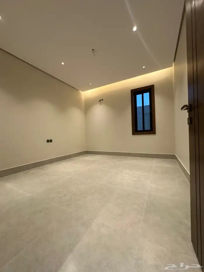 شقق دور ارضى وعلوى للبيع بحى الاخضر 4