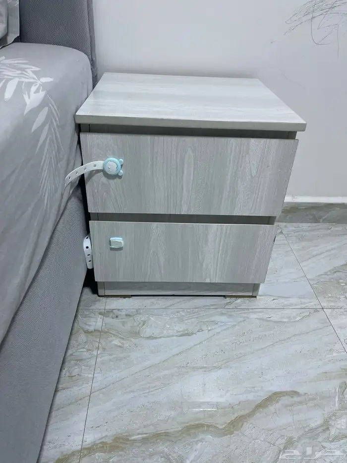 عدة غرف واجهزة للبيع 23