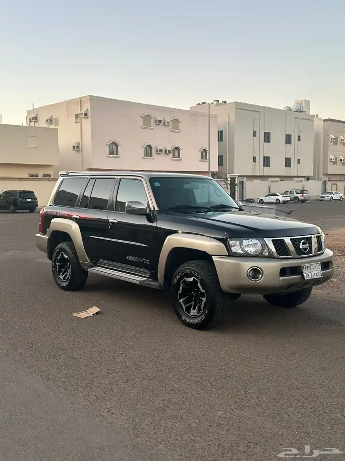 جيب نيسان سوبر سفاري 0