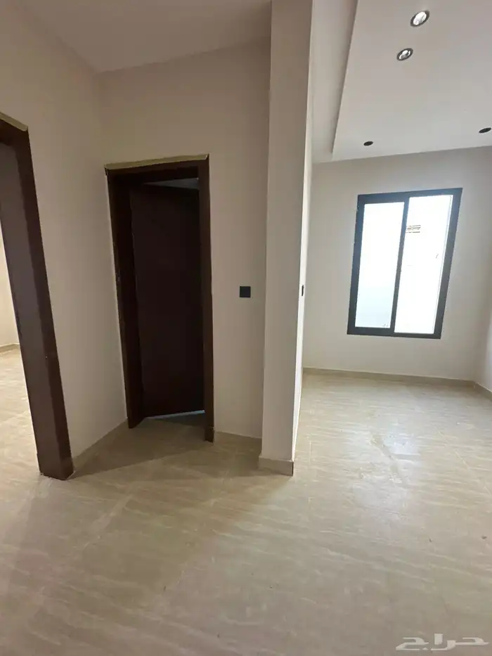 بنت هاوس فاخر للبيع بحي بدر 8