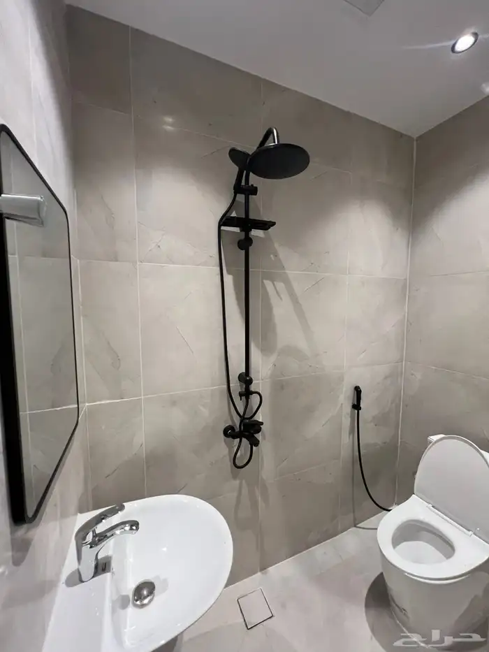 شقه مؤثثه حي الجسر 2