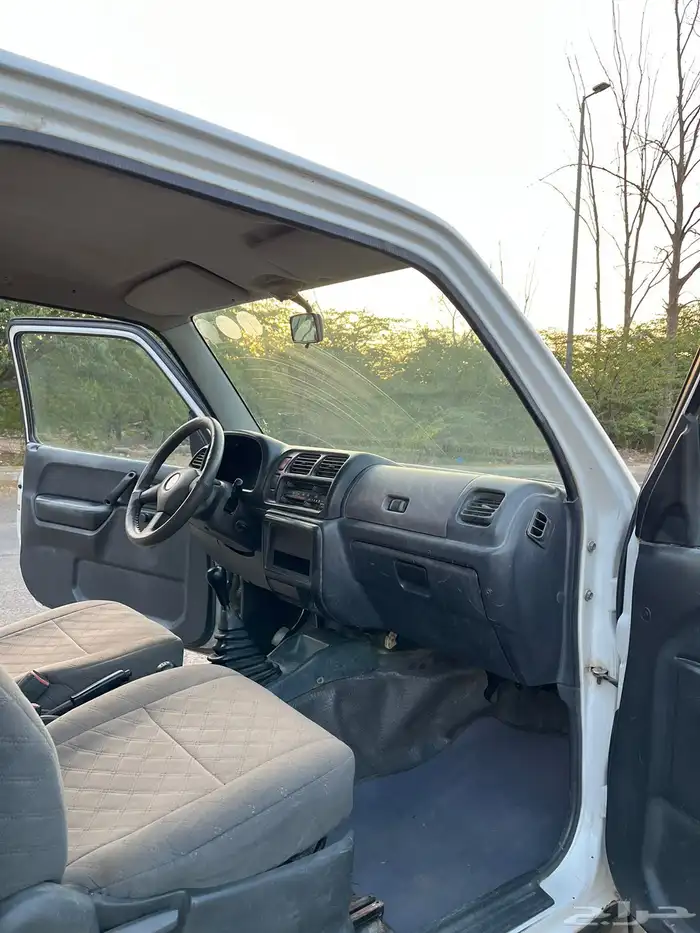 جيب سوزوكي جيمني 2004 بلد مفحوص مجدد 8