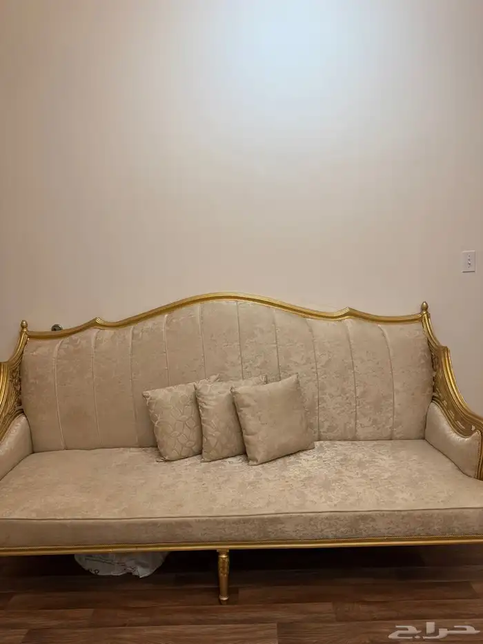 كنب ثلاث قطع جوده عاليه 0