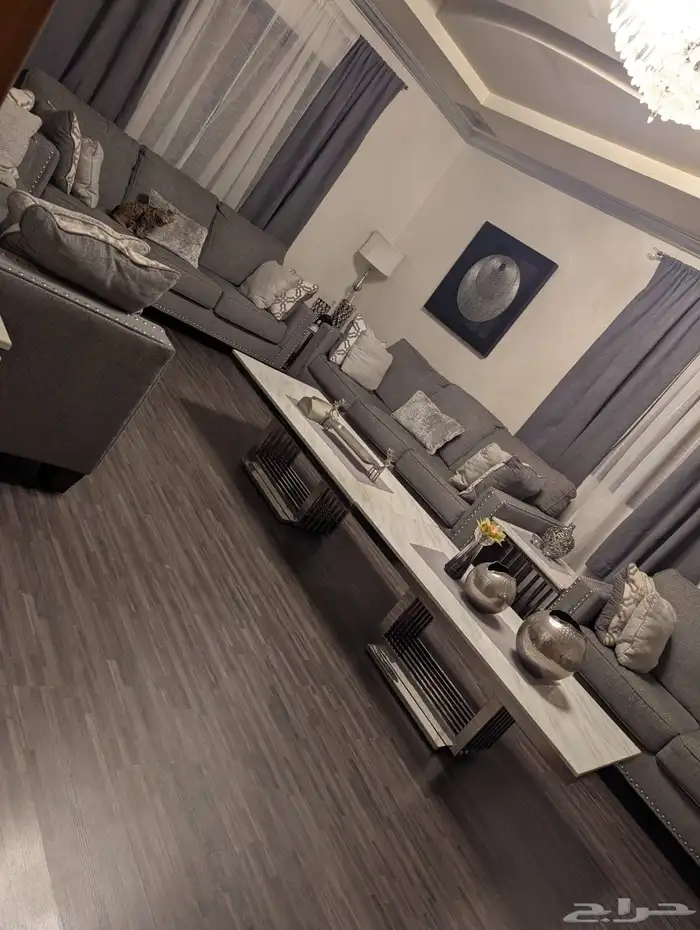 شقة مستخدمه نظيفة جدا  مساحة 243 متر .. المروة - الحرمين 0