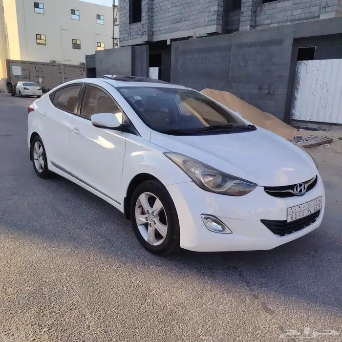 للبيع موديل 2012 فل كامل 1