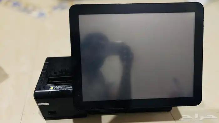 كاشير مطعم مقهى عصائر بحاله ممتازة جدا 0