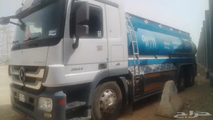 وايت صهريج موديل 2012 NB3تماتيك نقل خالص اوراقه جديده 0