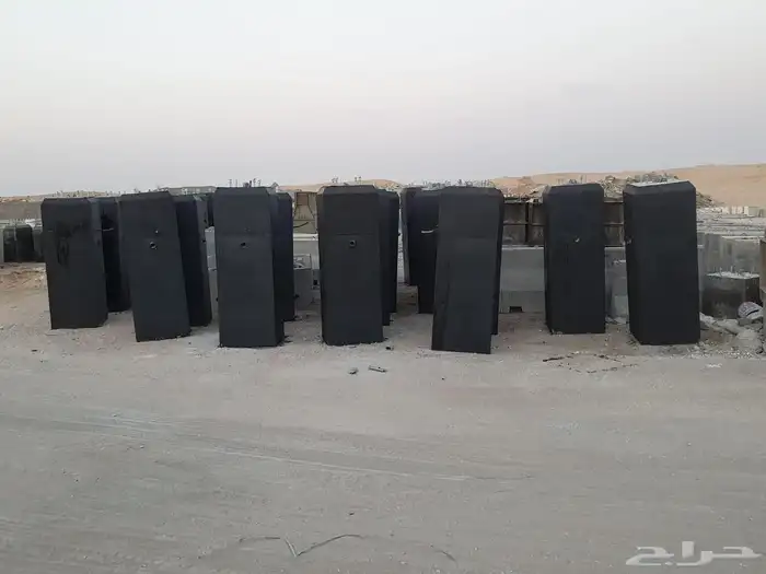 متجر متخصص في بيع وتوريد الحواجز الخرسانية بجميع المقاسات جو 7