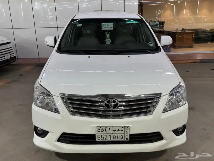 تويوتا انوفا 2012 (( بحالة ممتازة )) 1