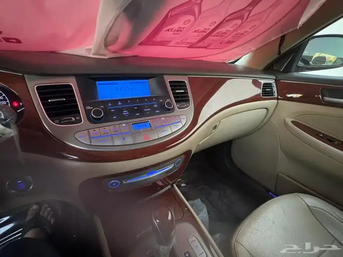 هيونداي جنسس 2013 للبيع 10