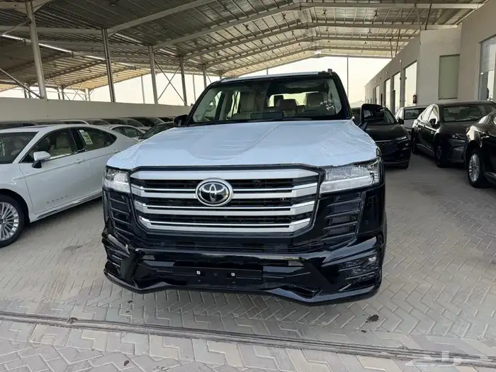 لاندكروزر (2026) L5 الساير كاش وأقساط البنوك متوفر ألوان 2
