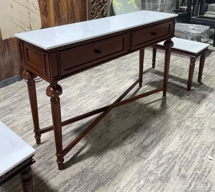 طاولات تفصيل حسب طلب 10