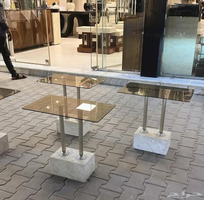 طاولات تفصيل حسب طلب 4