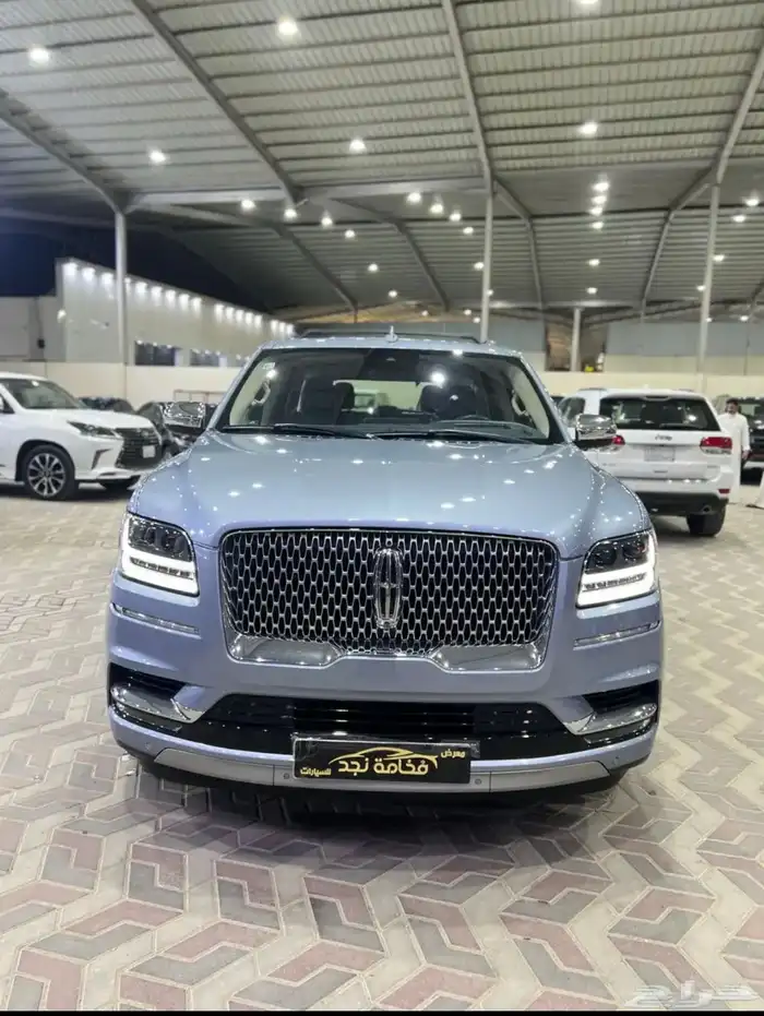 لنكولن نافيجتور 2019 فل كامل ماشي 84 الف 2