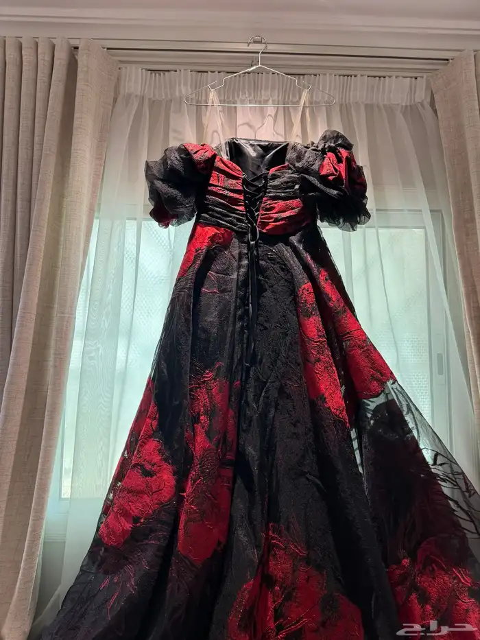 فساتين نسائية و اطفال للبيع 1