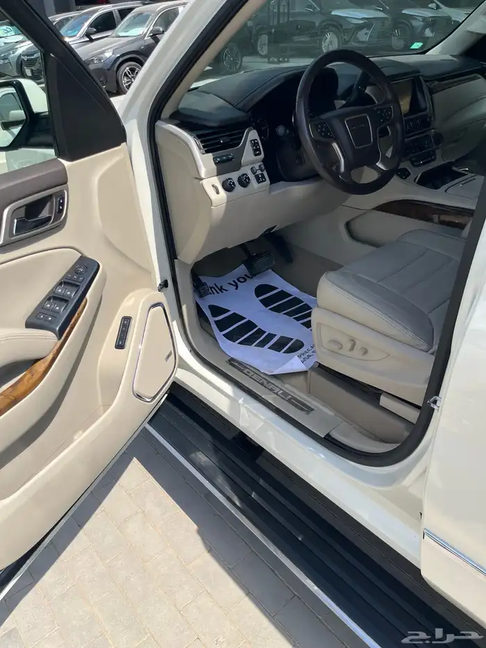 جي ام سي دينالي 2015 الجميح نظيف 16