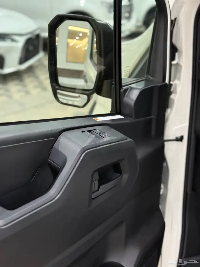 تايوتا باص ركاب 2026 ( ديزل -سقف عالي - 13 راكب ) اوتوماتيك 12