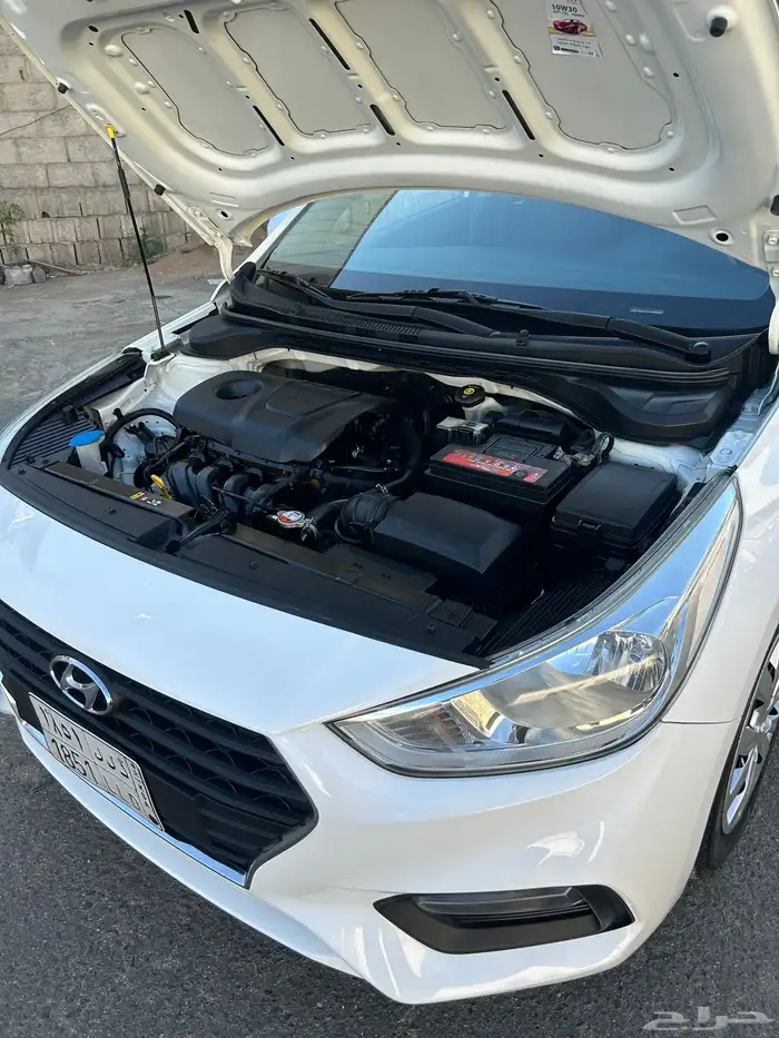 للبيع اكسنت مكينة كبير 1.6 نص فل على شرط 19