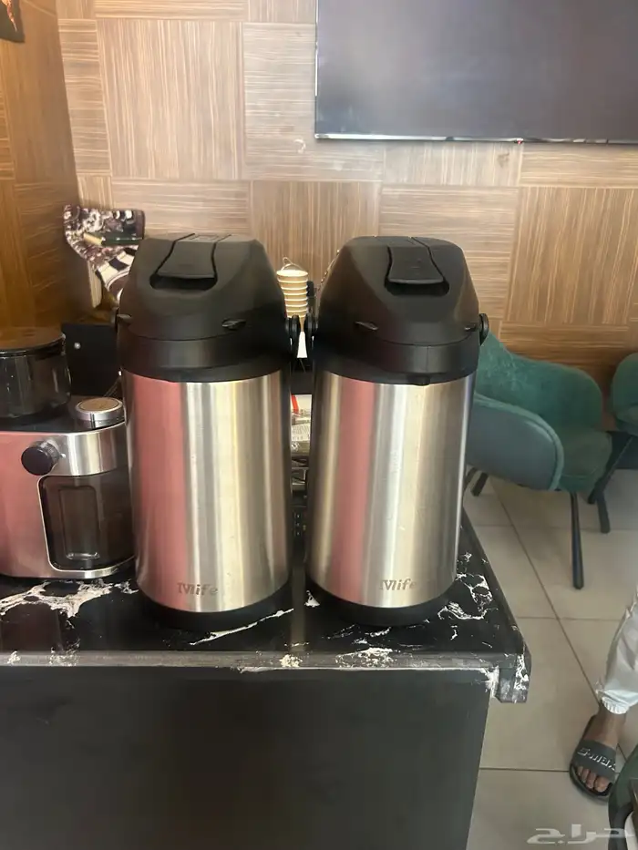 ادوات كوفي نظيفة جدا على الشرط 4