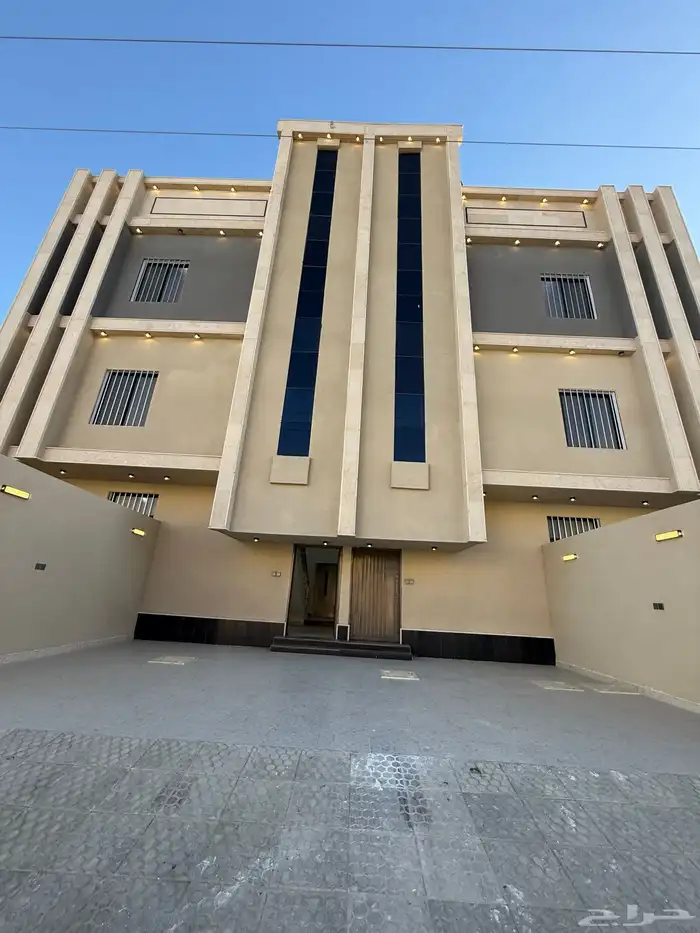 للبيع شقق علويه بمصعد وسطح خاص وبايكه شمال خميس مشيط 500الف 3