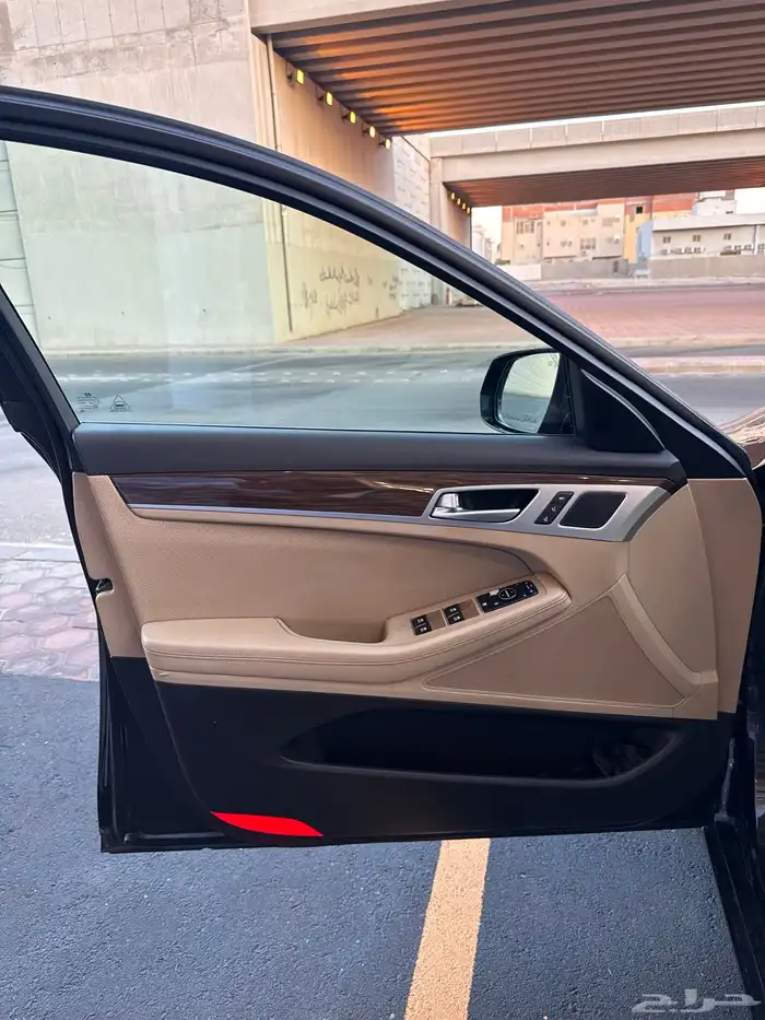 2015 Genesis G80 ( ممشى قليل ) 15