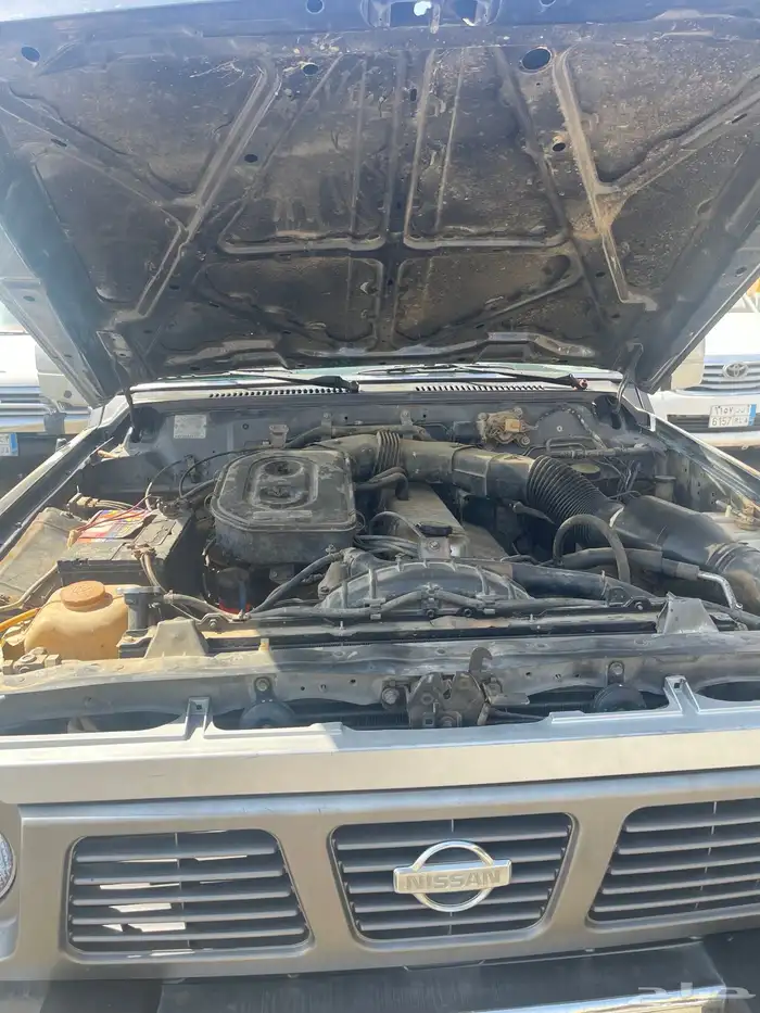 نيسان باترول 4 أبواب موديل 1992 6