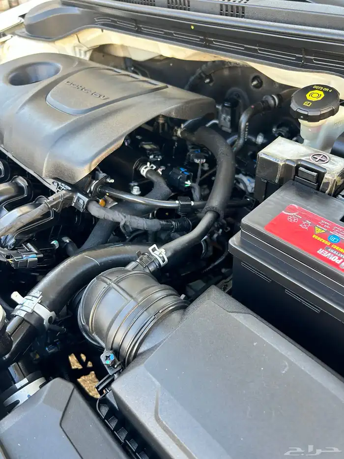 للبيع اكسنت مكينة كبير 1.6 نص فل على شرط 16