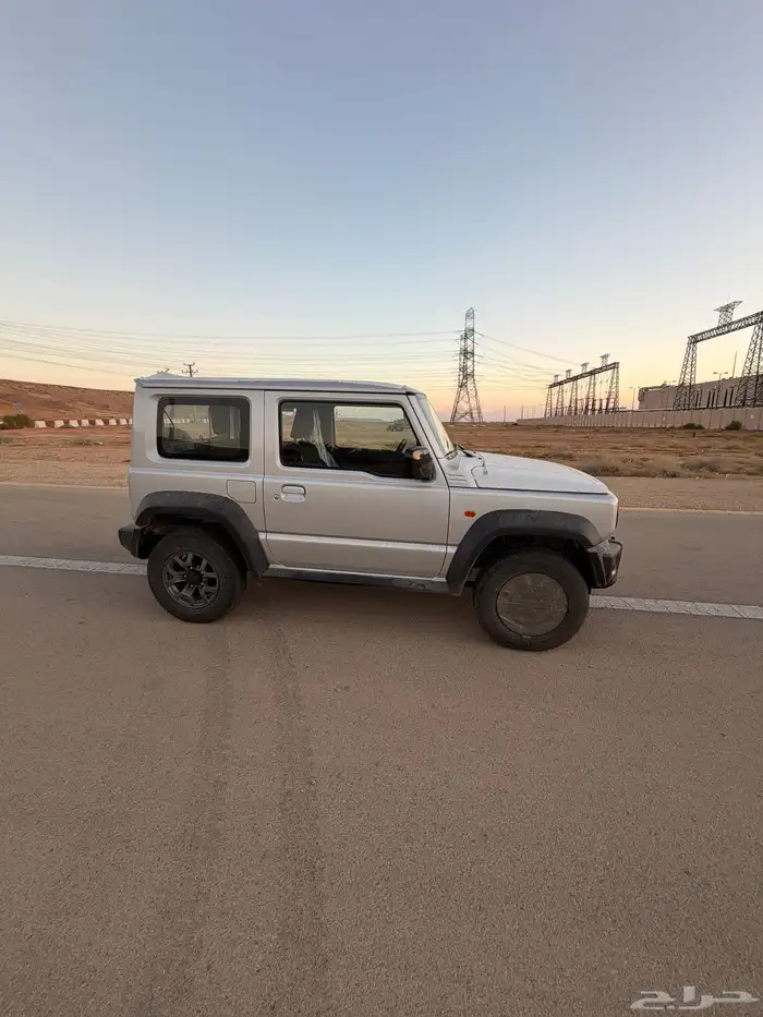 سوزوكي جمني 2026 3