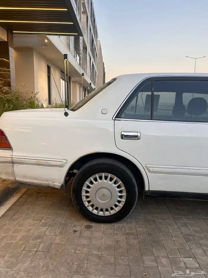 تويوتا كراون 1998 التاج للبدل او البيع 7
