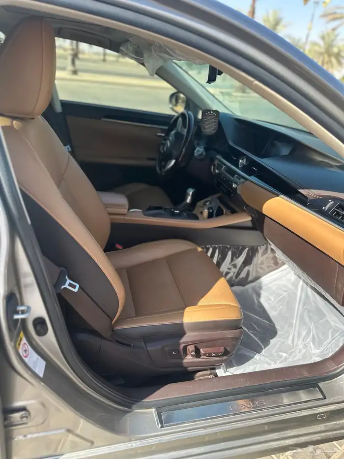 لكزس ES350 2017 5