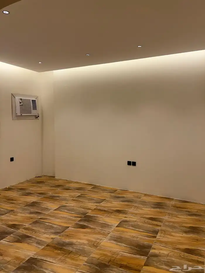 شقه دورين للايجار بحي القدس 4