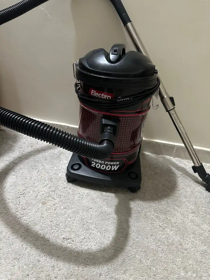 مكنسه وكرسي اطفال وفرن كهربائي 0