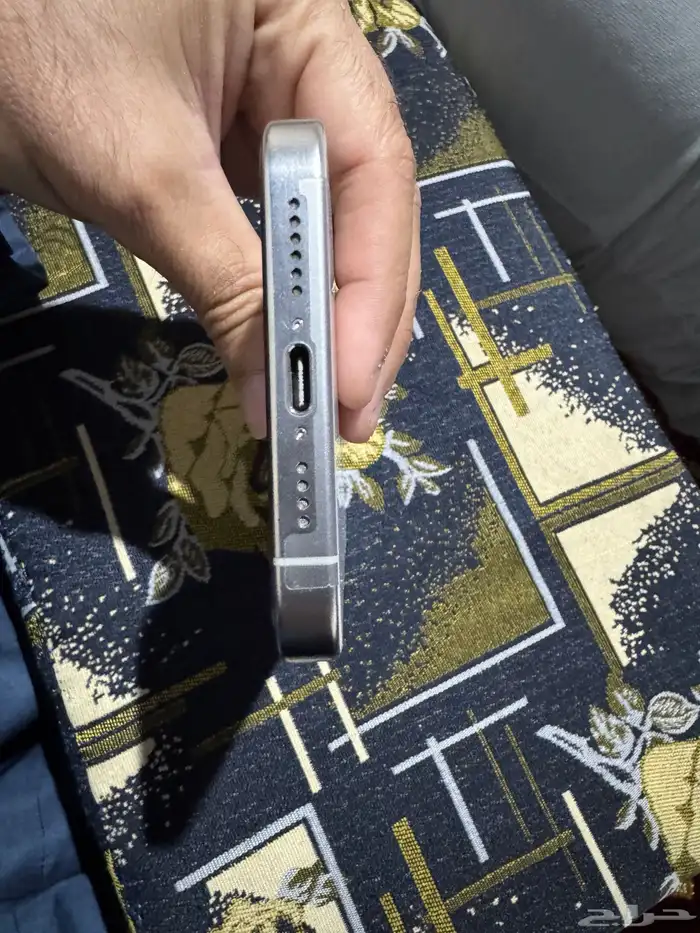 أيفون 15 برو ماكس 1