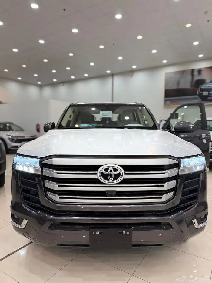 لاندكروزر GXR L3 2024 0