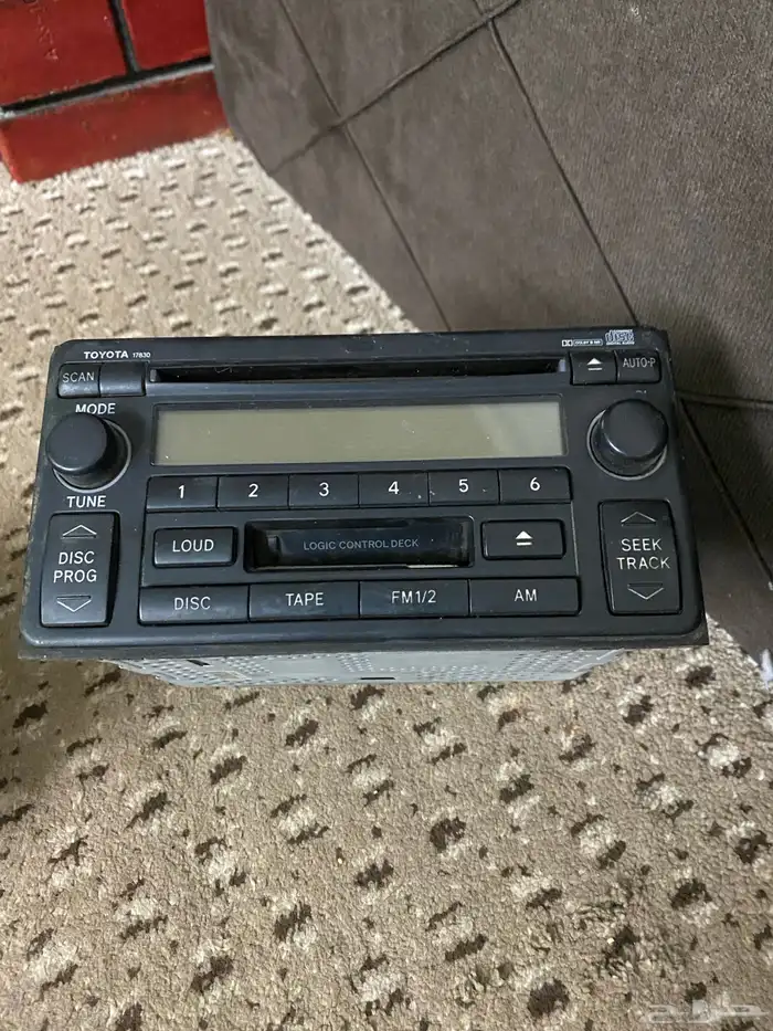 مسجل جيب 2002 يبغى له صيانة بس 2