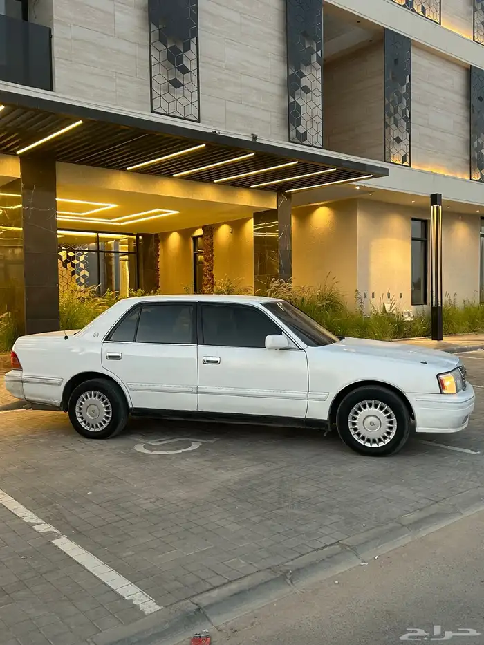 تويوتا كراون 1998 التاج للبدل او البيع 10