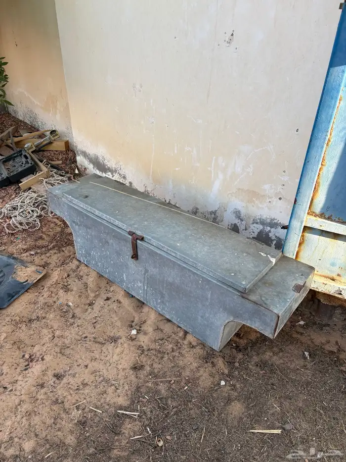 - شنطة هايلوكس وشاص للبيع 1