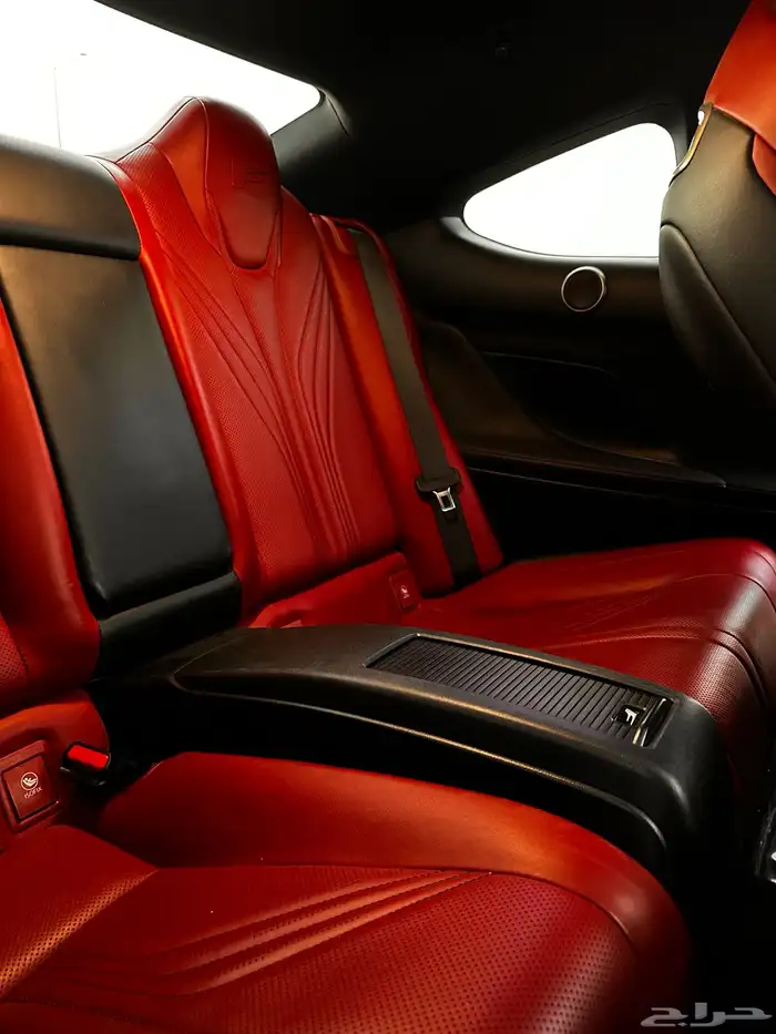 LEXUS RC F V8 2016 22