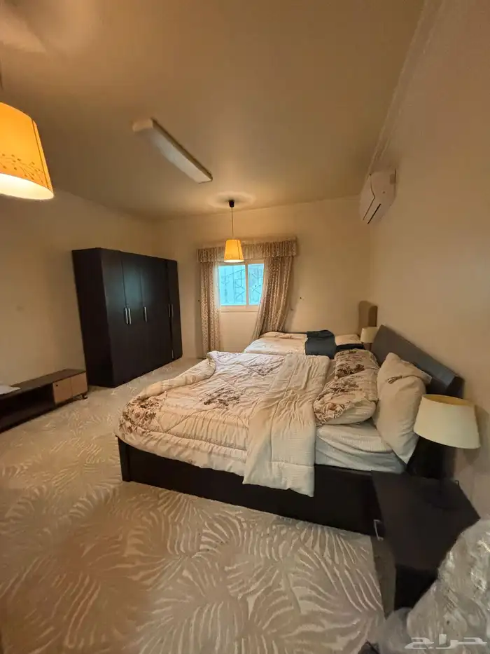 فلة للبيع حي الوادي 9