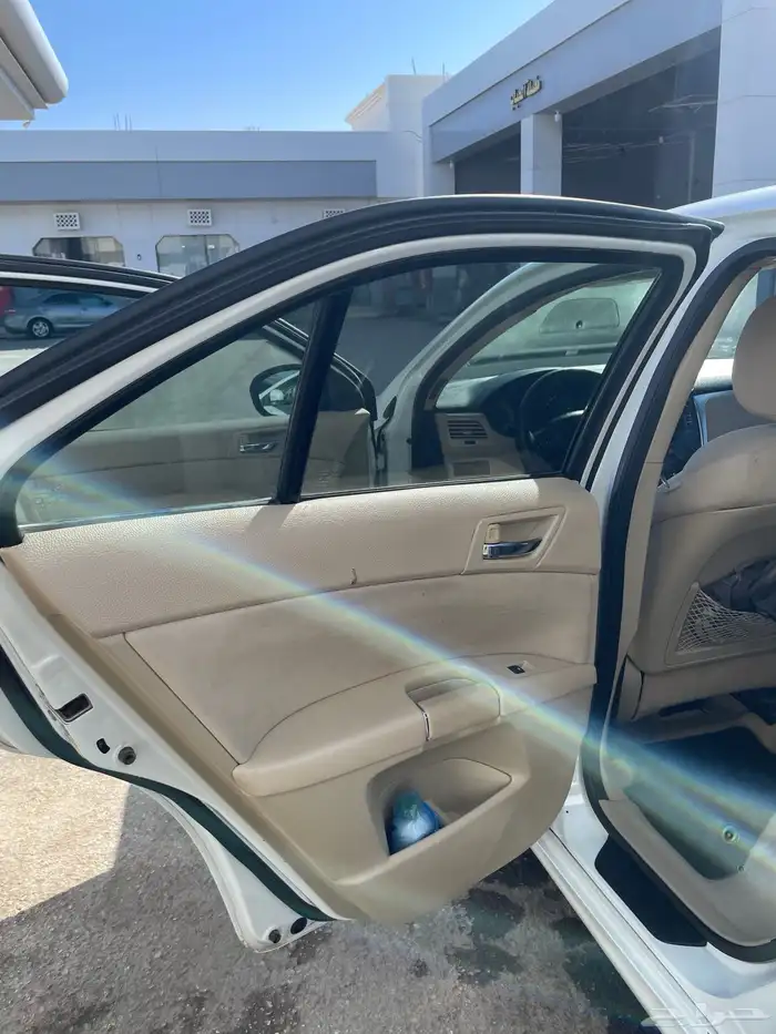 للبيع سوزوكي كيزاشي 2011 20