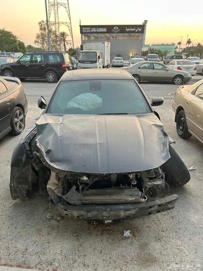 دوج تشارجر 8 سلندر 2016 مصدوم 0