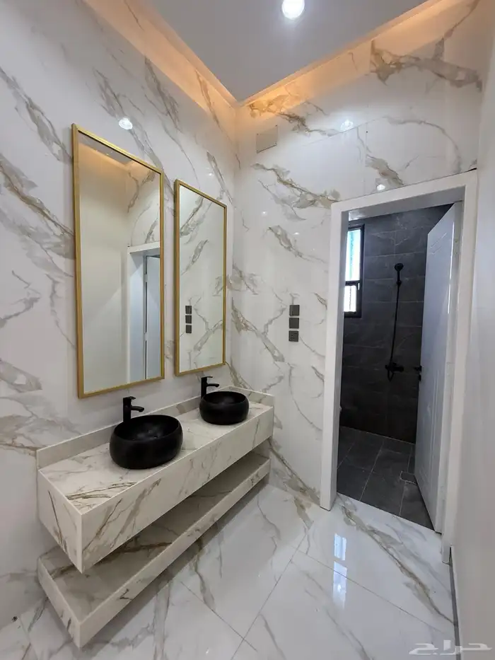 للبيع شقق علويه بمصعد وسطح خاص وبايكه شمال خميس مشيط 500الف 7