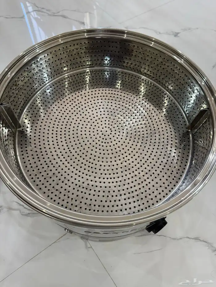 للبيع اغراض فود ترك 1