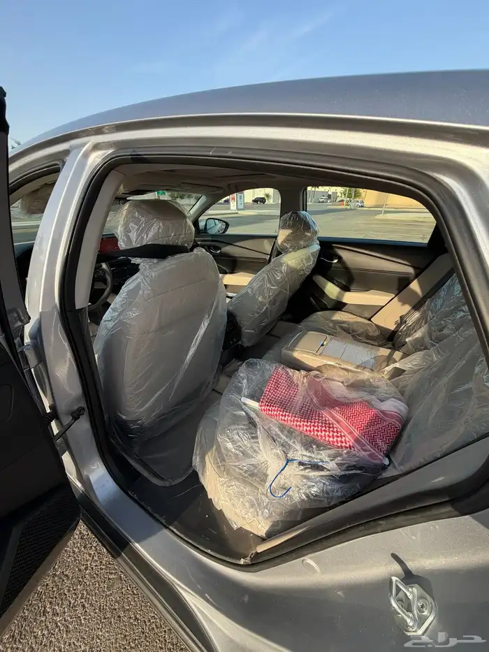 للبيع هوندا اكورد نص فل 2023 -EX 8