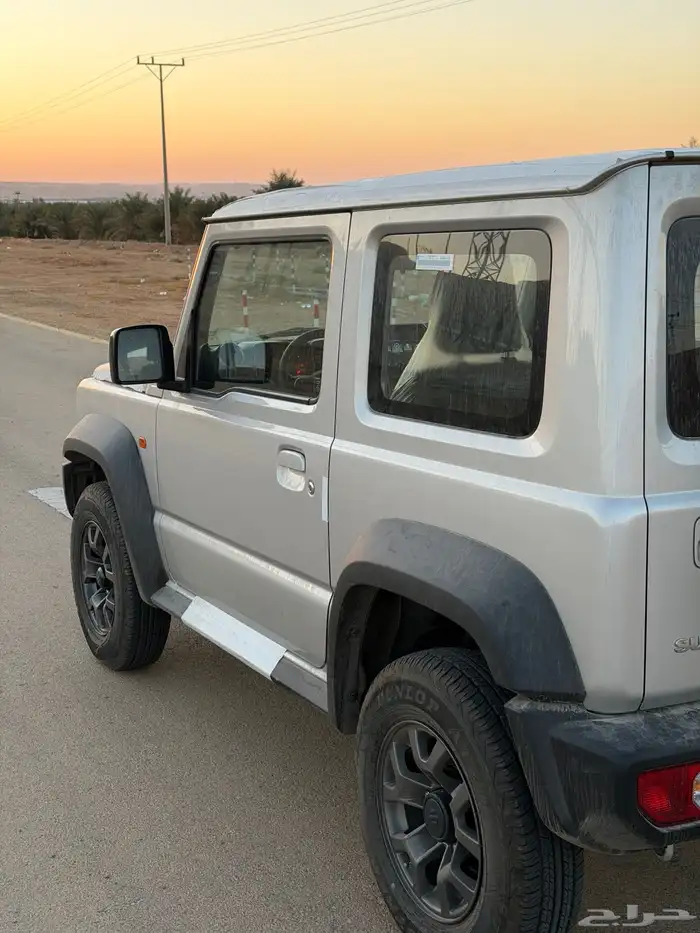 سوزوكي جمني 2026 5